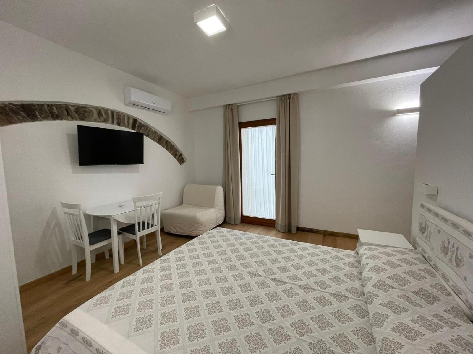 Hotel Sa Troppa De Sos Chentu Dorgali Zewnętrze zdjęcie